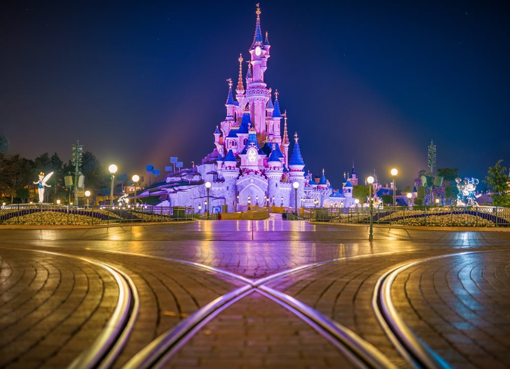 Парижкият Disneyland отлага отварянето си 