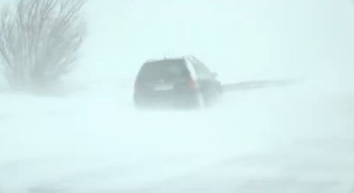 26 см сняг натрупа в Разград, страната остава в остава в капан на лошото време до...