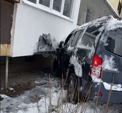 Скандални разкрития за шофьора, забил мощния си джип в тераса в София