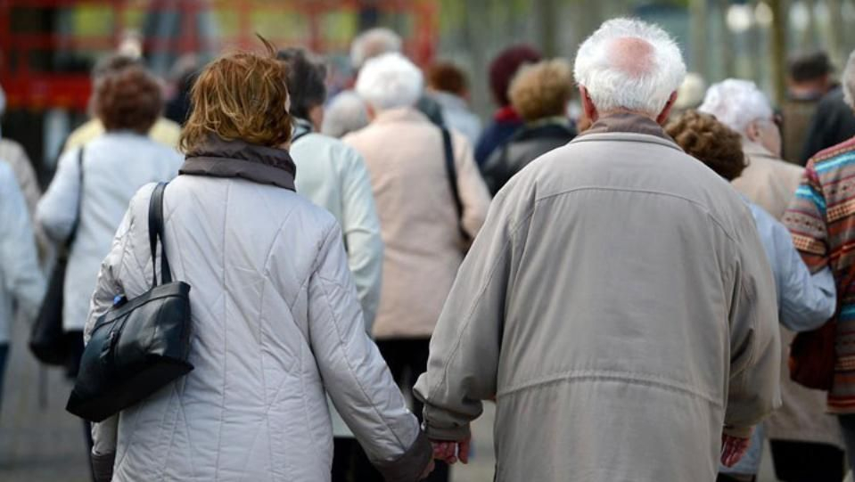 Бъдещите български пенсионери се хванаха за главата след тази новина от ЕК