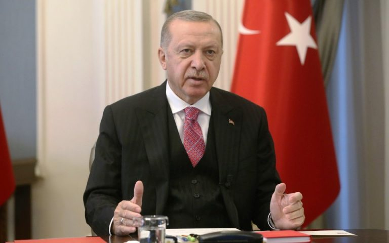 Турският президент: Време е за обсъждане на нова конституция