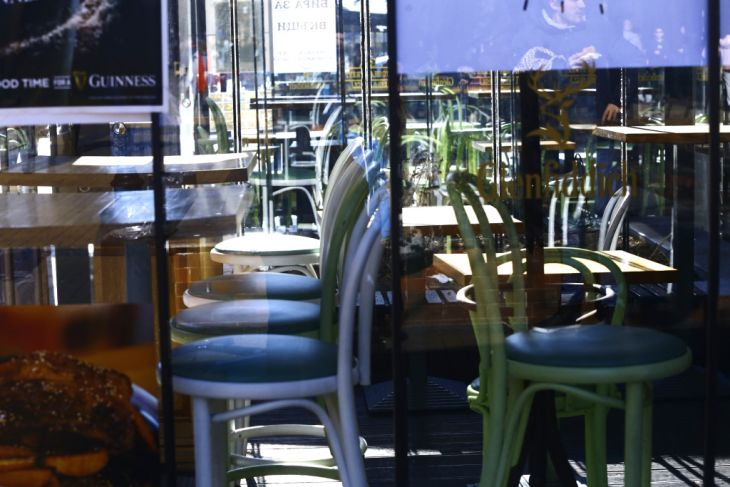 Радев доведе до спад в посещенията на ресторантите и моловете с 80%