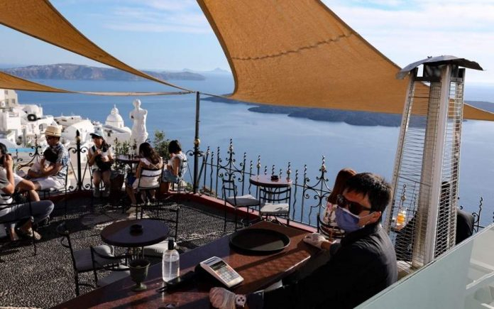 Гърция обяви колко скоро ще се отвори за туристи