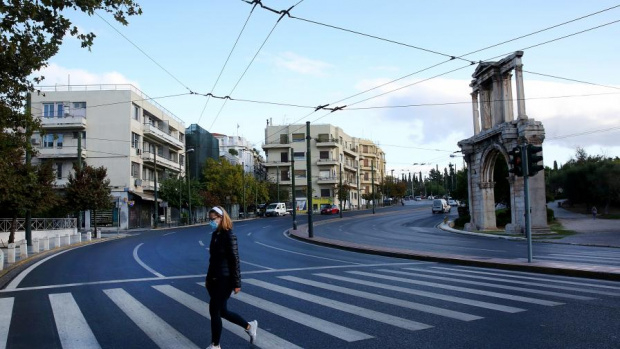 Гръцкият здравен министър иска тотален локдаун в Атина