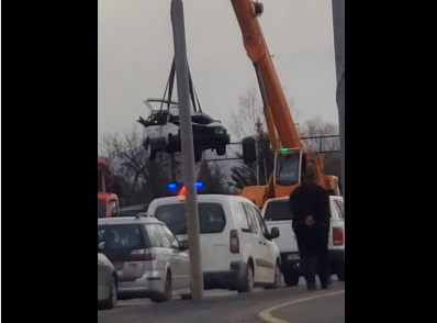 Извадиха труп от Искър под моста на "Ботевградско шосе", има и арестуван ВИДЕО 