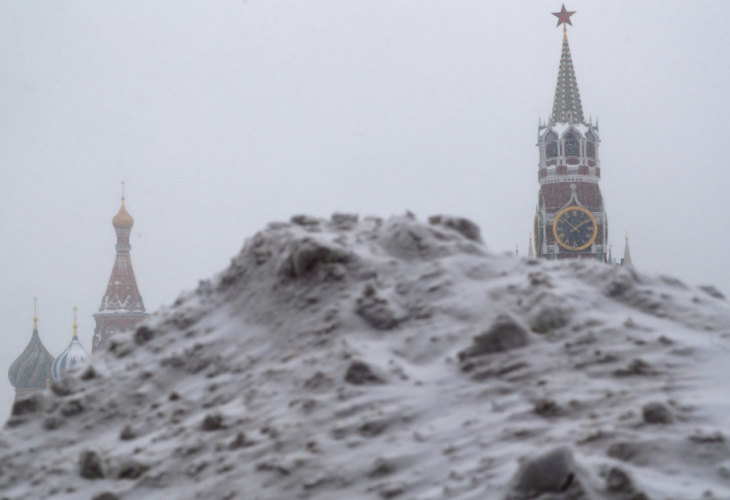 Москва се готви за чудовищен снежен апокалипсис ВИДЕО