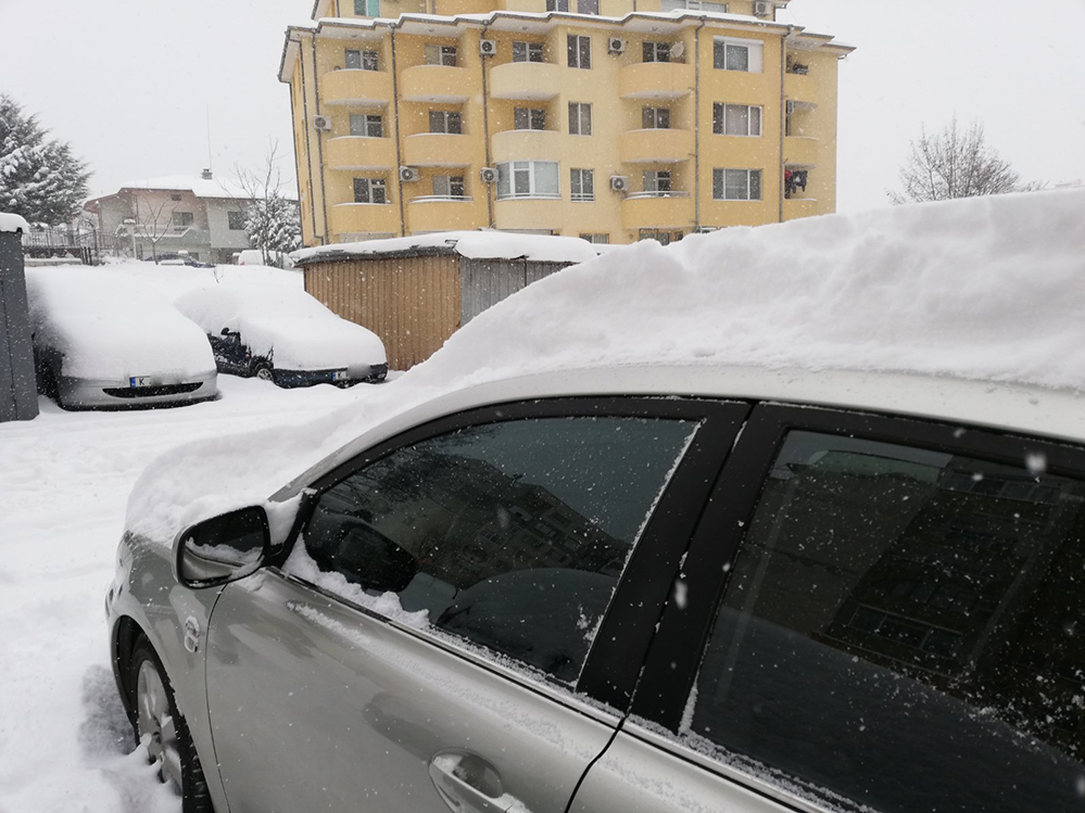 Кърджалиец намери цаката на студеното време СНИМКИ