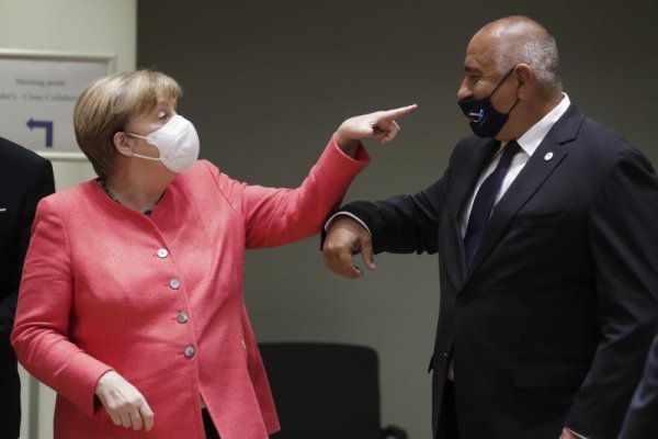 Меркел спипа Борисов в нарушение, но сега самата тя се издъни ВИДЕО 