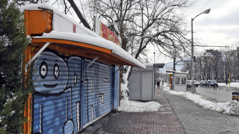 Неочаквани разкрития за незаконните павилиони пред болница "Св.Иван Рилски"