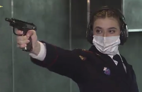 Жени в униформа: Секси полицайки направиха невероятен поздрав за 8 март ВИДЕО 