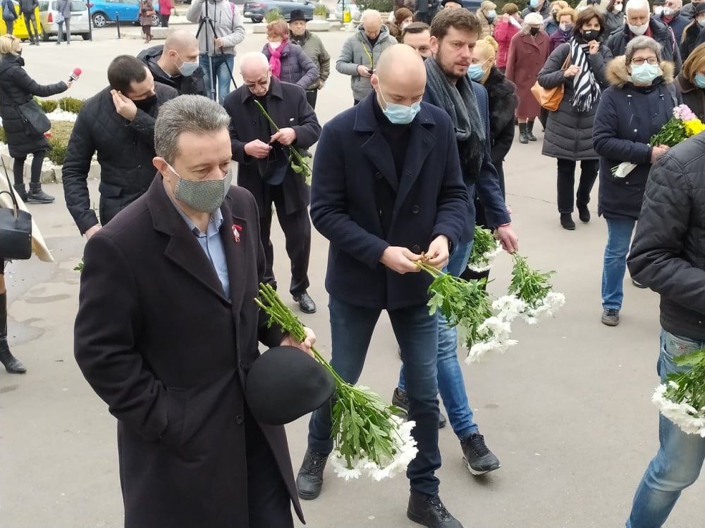 Изпратихме Клара Маринова в последния ѝ път СНИМКИ