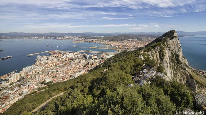 Влиза в сила историческо споразумение, което слага край на "данъчния рай" Гибралтар