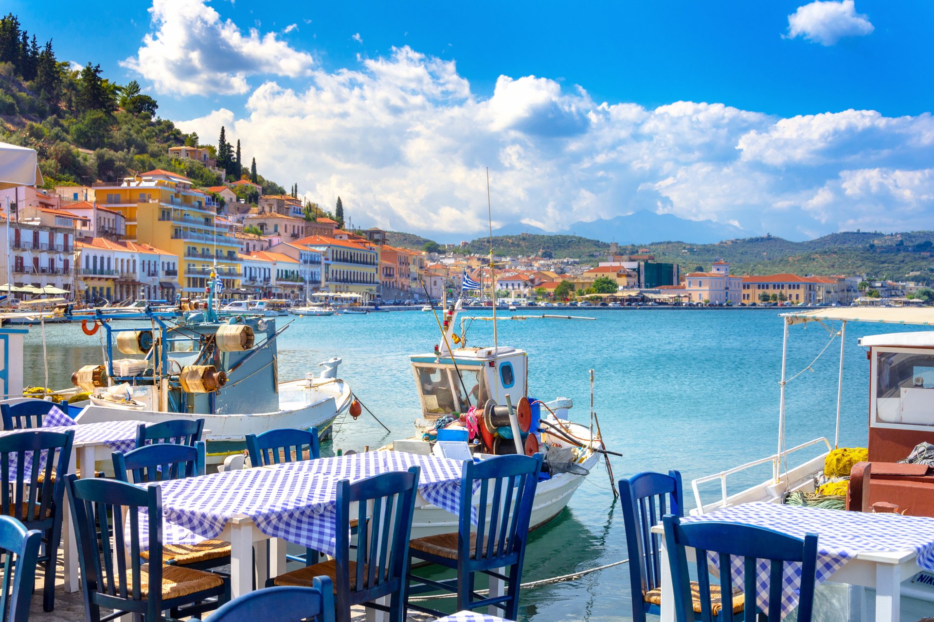 Къде да отидем в Гърция през май