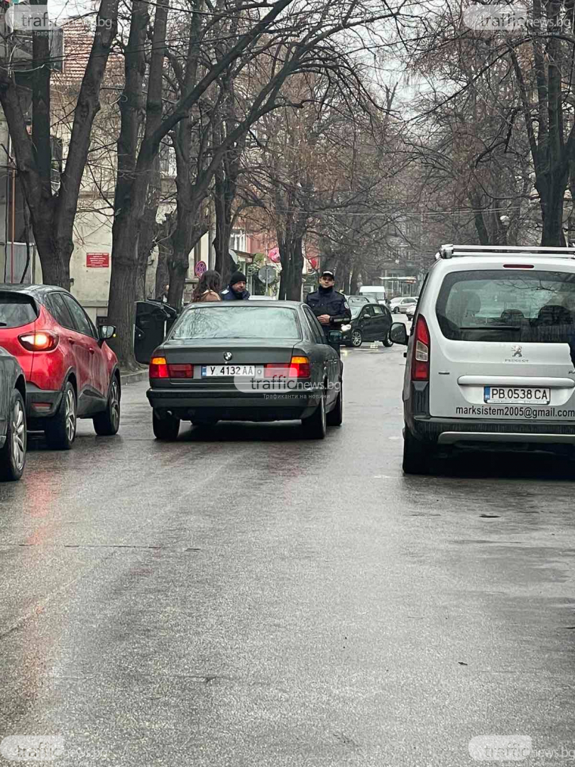 Джигит с БМВ прегази с бясна скорост момиченце в Пловдив 