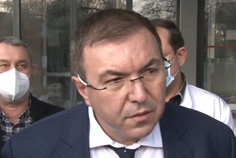Министър Ангелов след невиждания локдаун в Бургас: Много сме притеснени заради... ВИДЕО