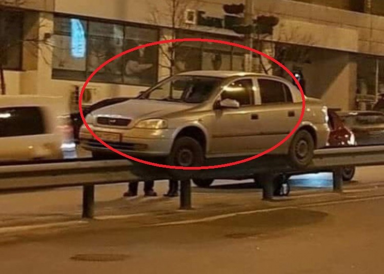 Пълен шок! Какво се случва с тази кола в Пловдив и защо е там СНИМКА