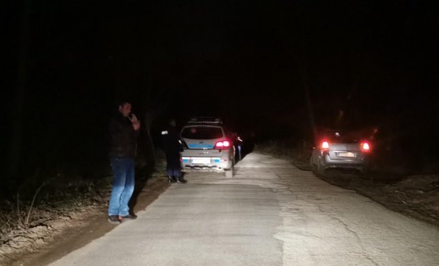 Първи СНИМКИ от спецакцията с преследване на полицията по тъмно край Нови хан