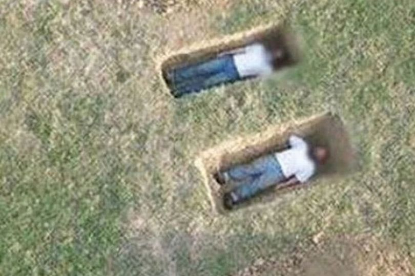 Google Maps запечата мъртъвци в прясно изкопани гробове СНИМКИ