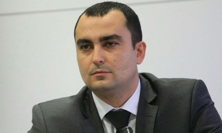 Александър Иванов: Трима министри в служебния кабинет са свързани с ДБ, а Слави...