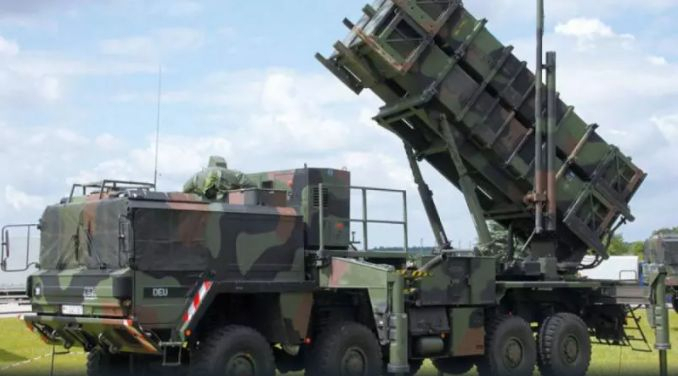 От офиса на Зеленски поискаха САЩ да разположат ракетните системи Patriot в Украйна