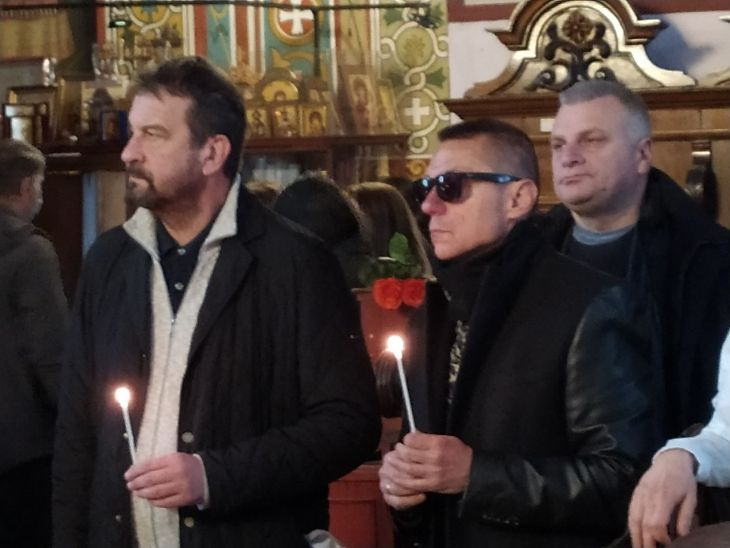 Година след трагедията с Милен Цветков известни лица го почетоха СНИМКИ