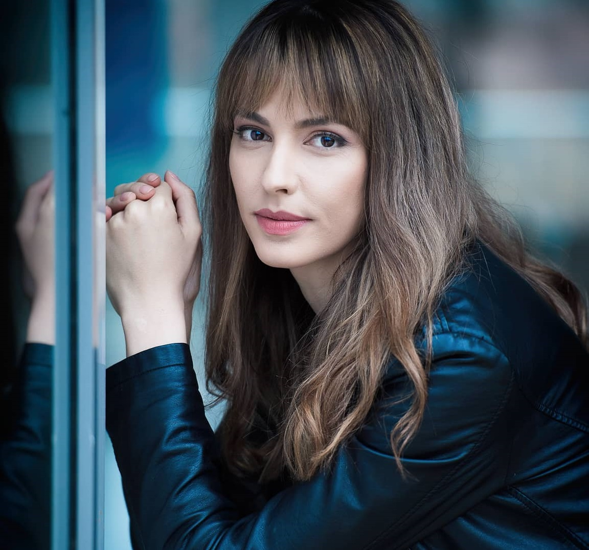 Актрисата Неда Спасова разкри пред БЛИЦ шокиращи неща за "Откраднат живот" и мъжа до нея