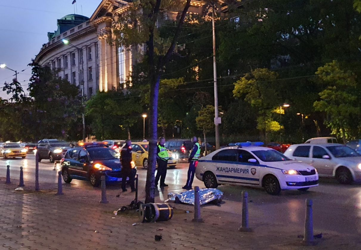 Трагедия в центъра на София СНИМКИ 18+