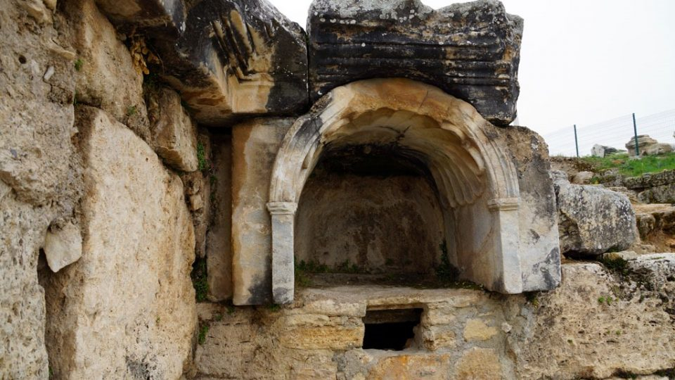 Разгадаха тайната на смъртоносна пещера в Турция, наричана портата към Ада