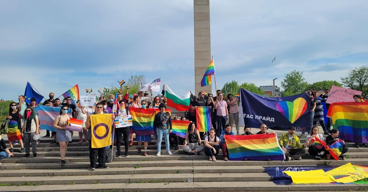 Зловещо: Знаят ли участниците в гей парада в Бургас отвратителната му история
