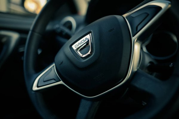 Dacia Bigster открадна дизайна на Нива-та СНИМКИ