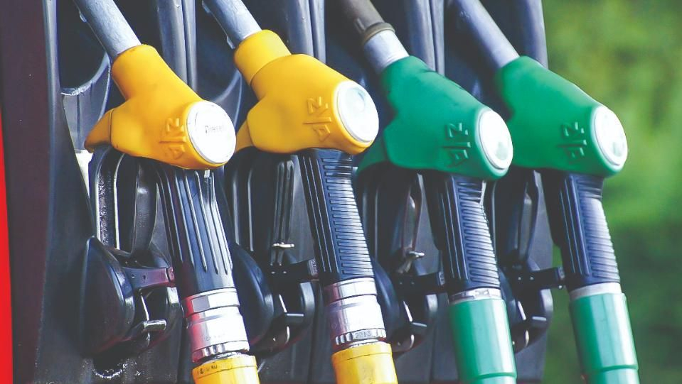 Болезнена новина за цените на горивата в България