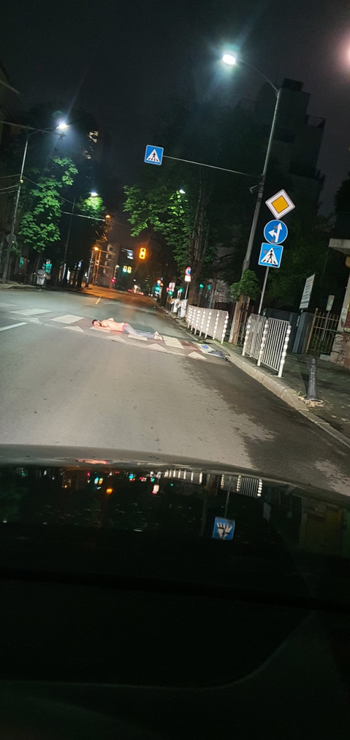 Жена изпадна в ужас от тази гледка посред нощ в София СНИМКИ 18+