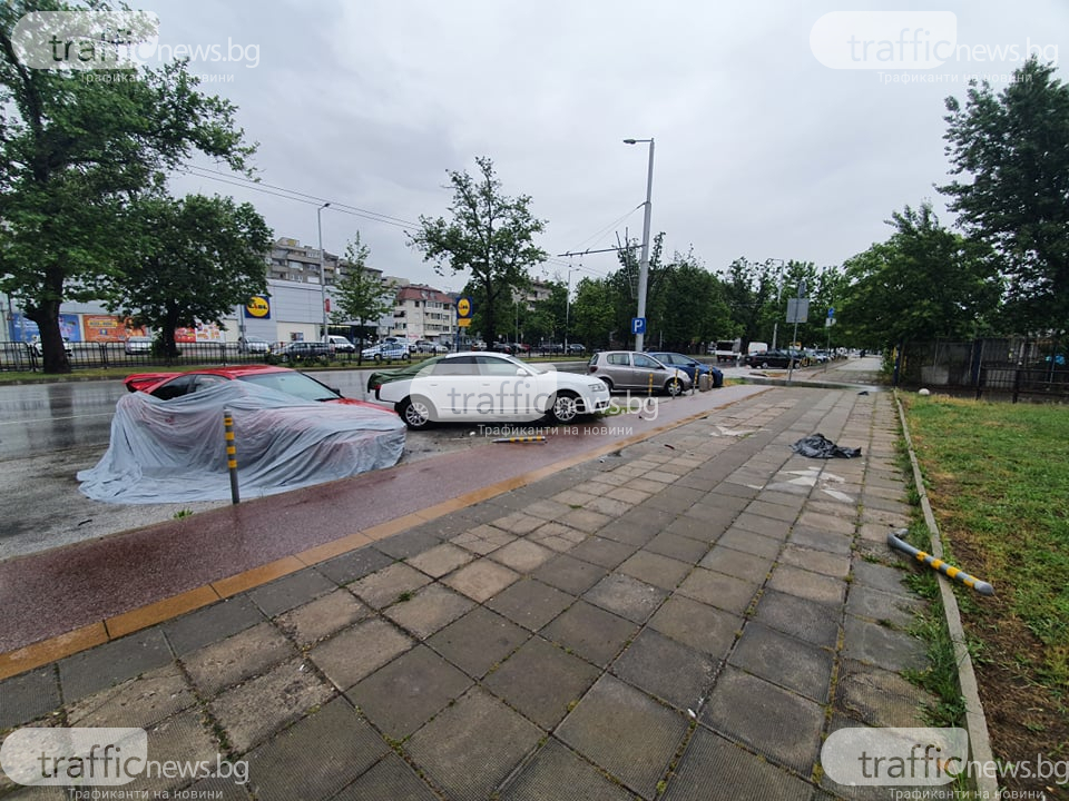 СНИМКИ и ВИДЕО показват какъв погром е направил 21 г. с BMW-то си в Пловдив