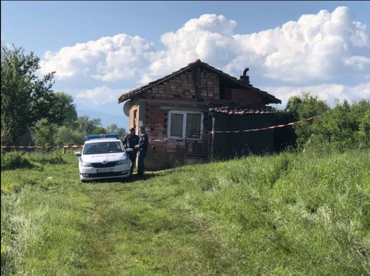Плашещи СНИМКИ и разкрития за убиеца на 8-г. момиче в Самоковско