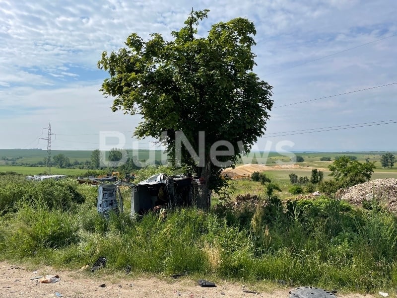 Първи СНИМКИ от касапница със загинали и ранени край Враца