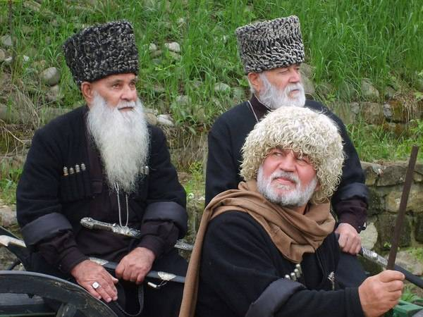 Защо кавказците живеят по-дълго от обикновените хора