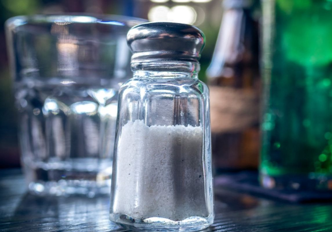 Диетолог посочи какво се случва с тялото, когато спрем солта