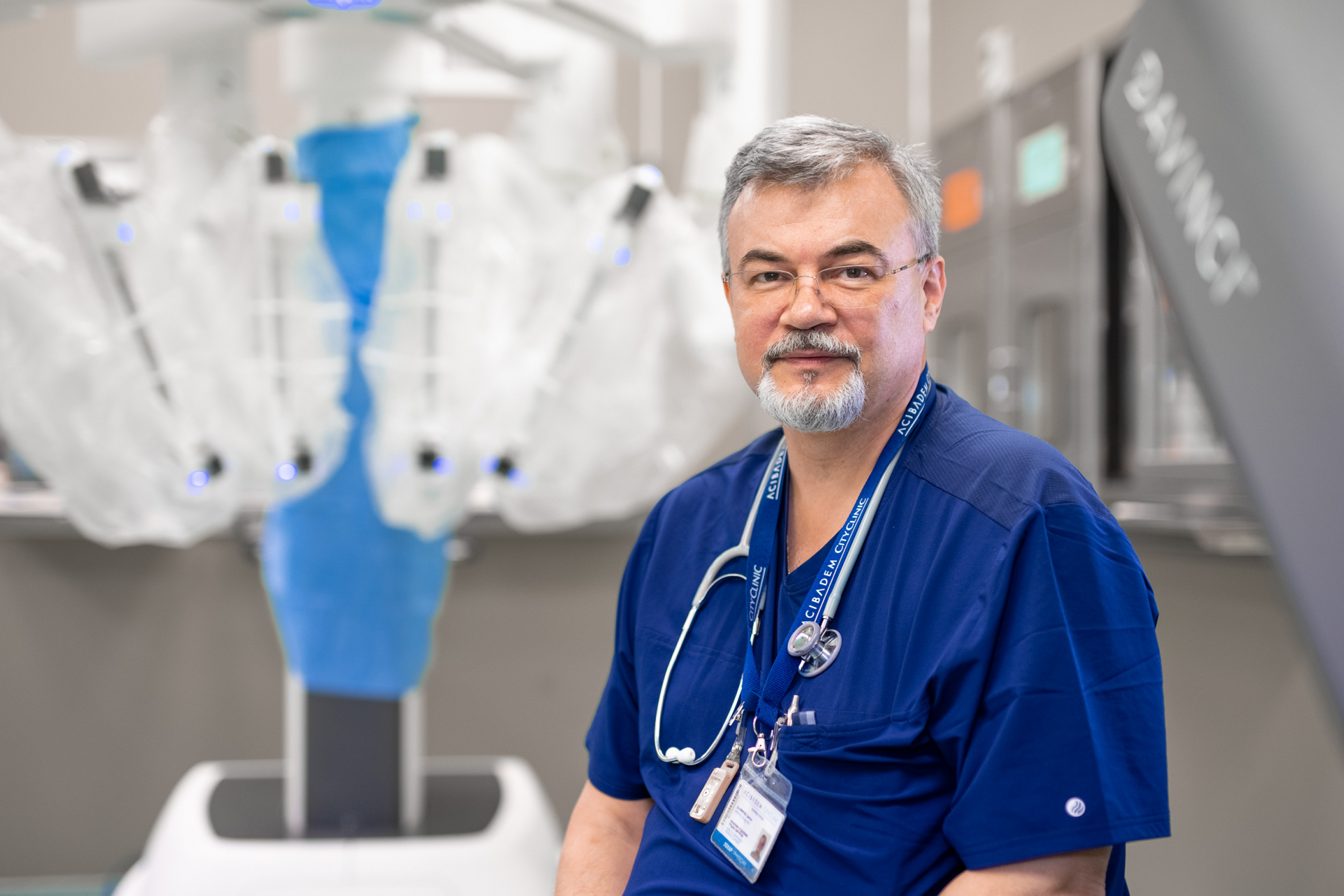Доц. д-р Цветан Минчев: В "Токуда" правим 80% от операциите на рака на белия дроб с робота Da Vinci  