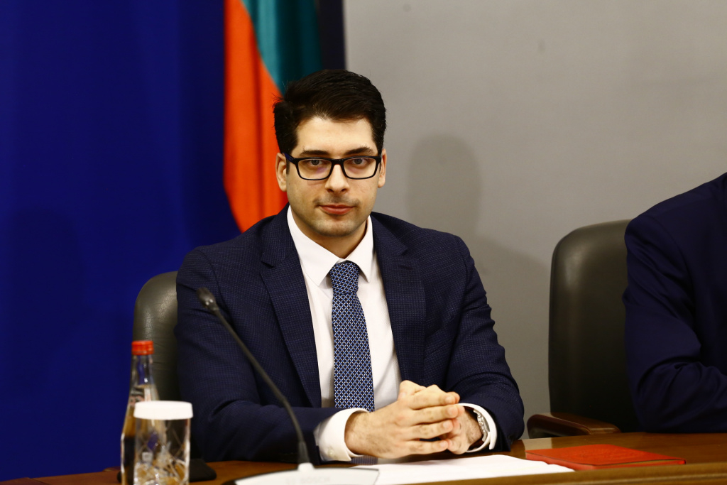 Атанас Пеканов предупреди за голяма заплаха за България, ако няма правителство