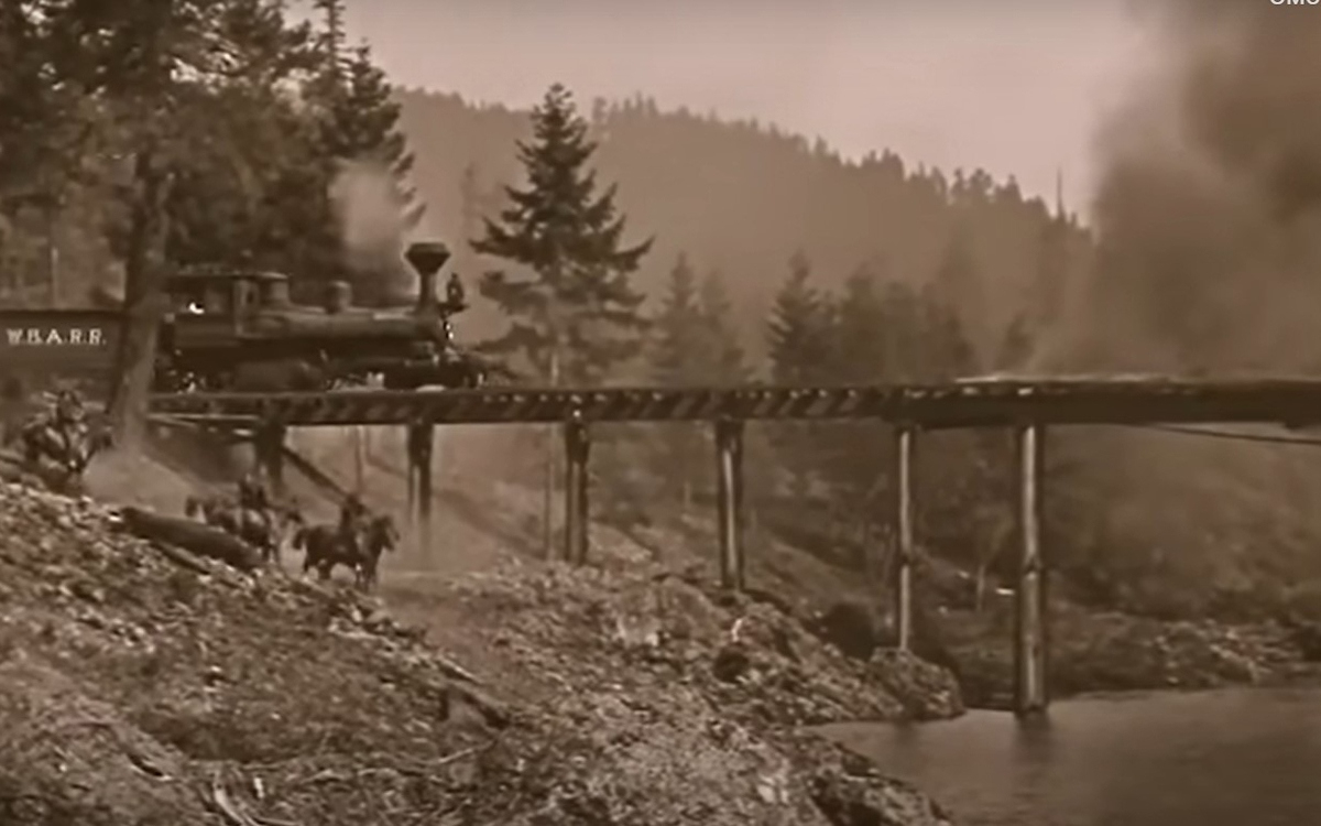 Падащият влак: Как е заснет най-скъпият трик в историята на нямото кино ВИДЕО