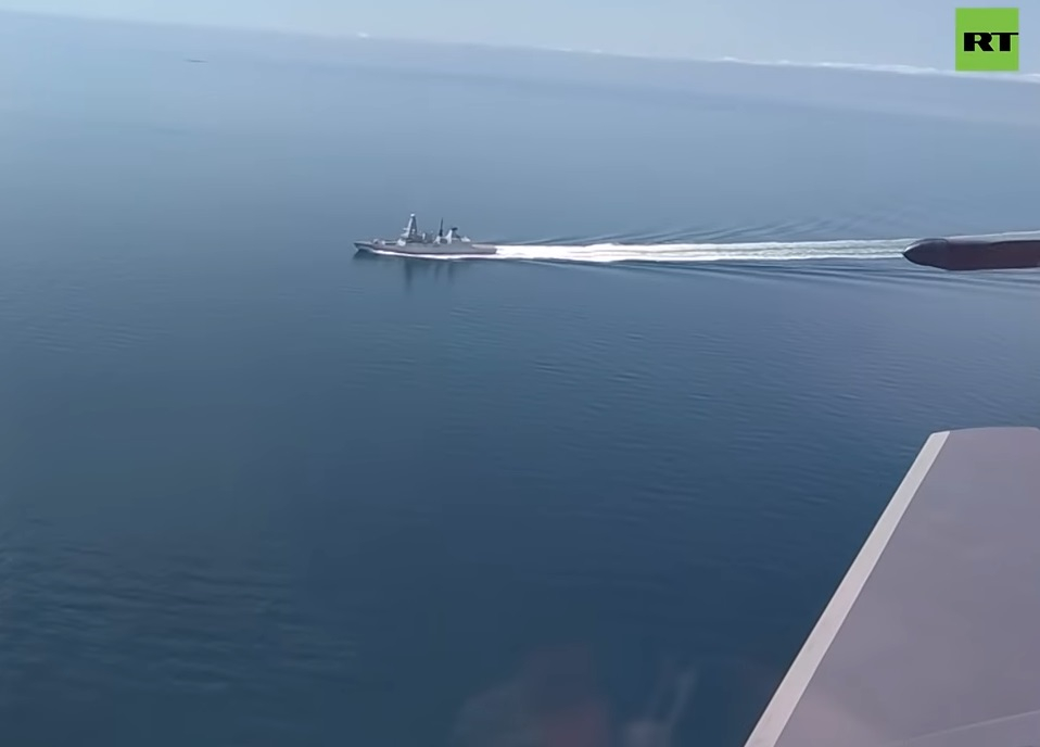 Москва застрашително: Не ни провокирайте, ще стреляме по чужди кораби! ВИДЕО