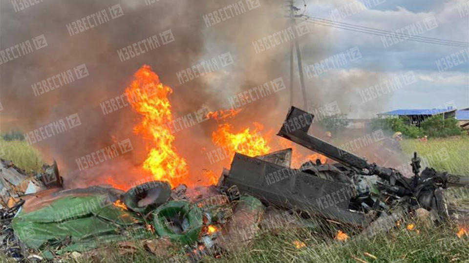 Военен хеликоптер Ми-8 се разби в Русия ВИДЕО 