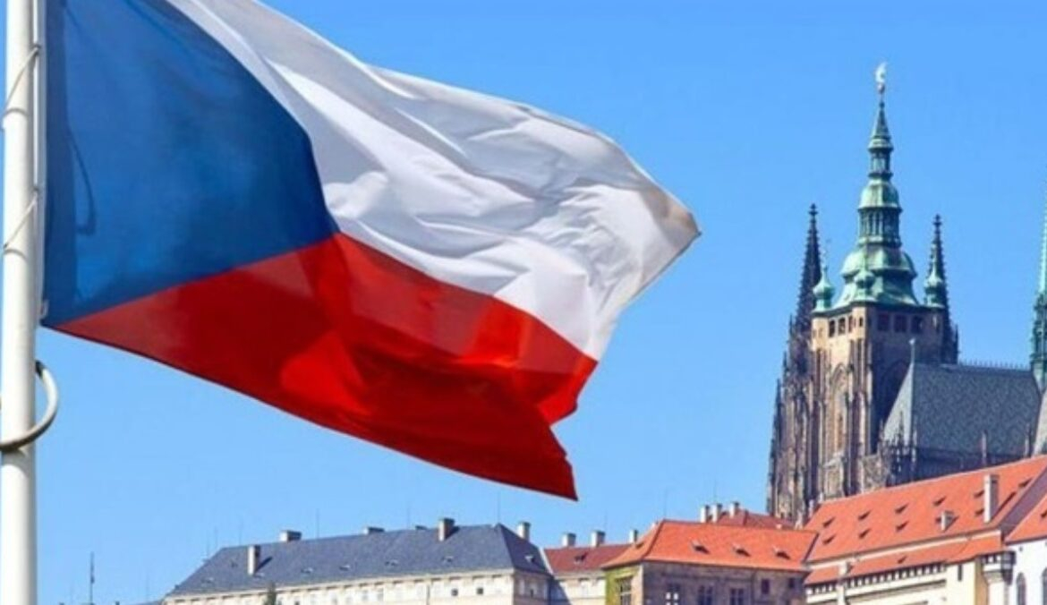 Чехия обвини официално Русия за взривовете в оръжейните складове, поиска....