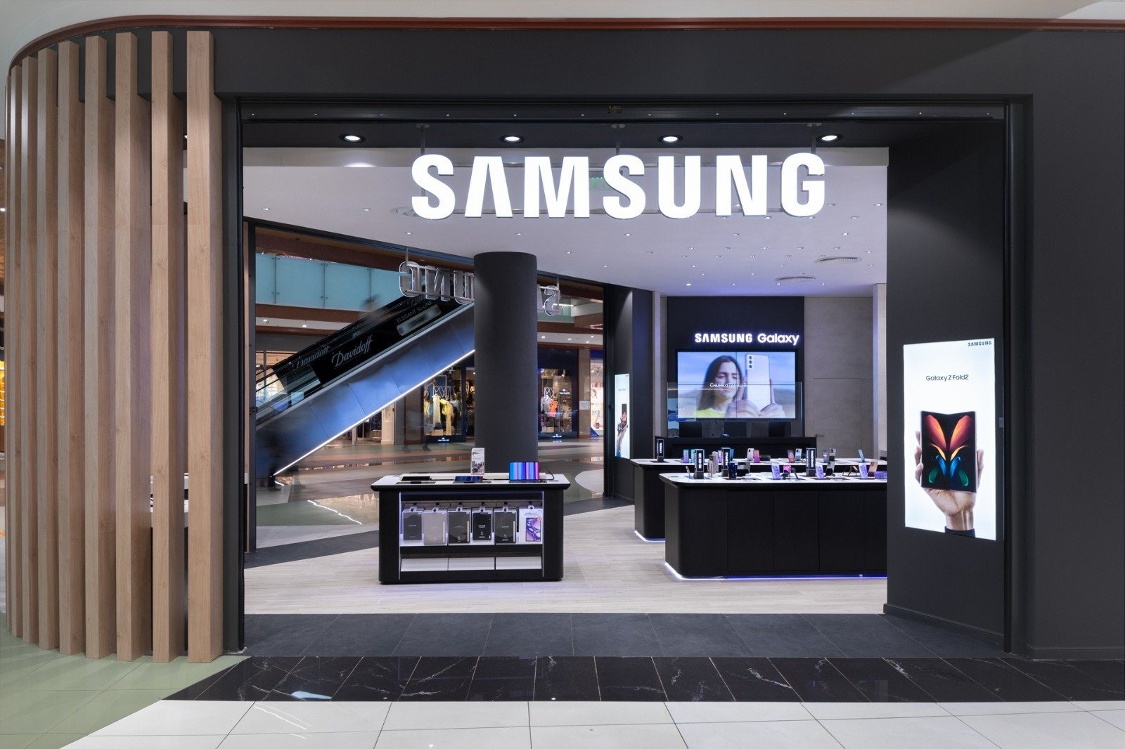 Втори Samsung Experience Store отвори врати в Paradise Center