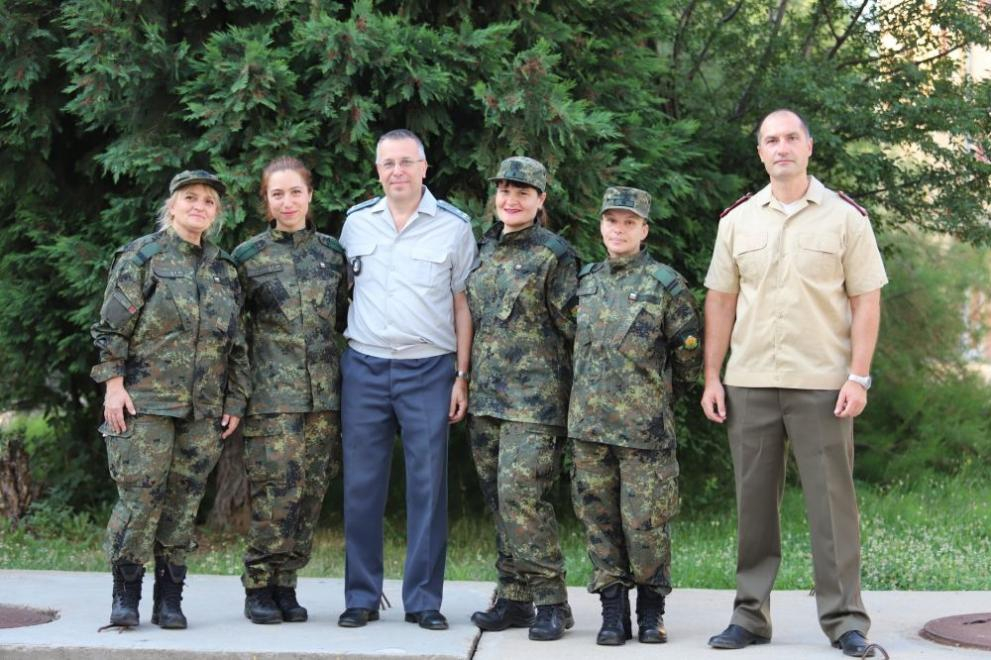 Историческо: Четири смели българки заминаха на най-опасната мисия в света СНИМКИ