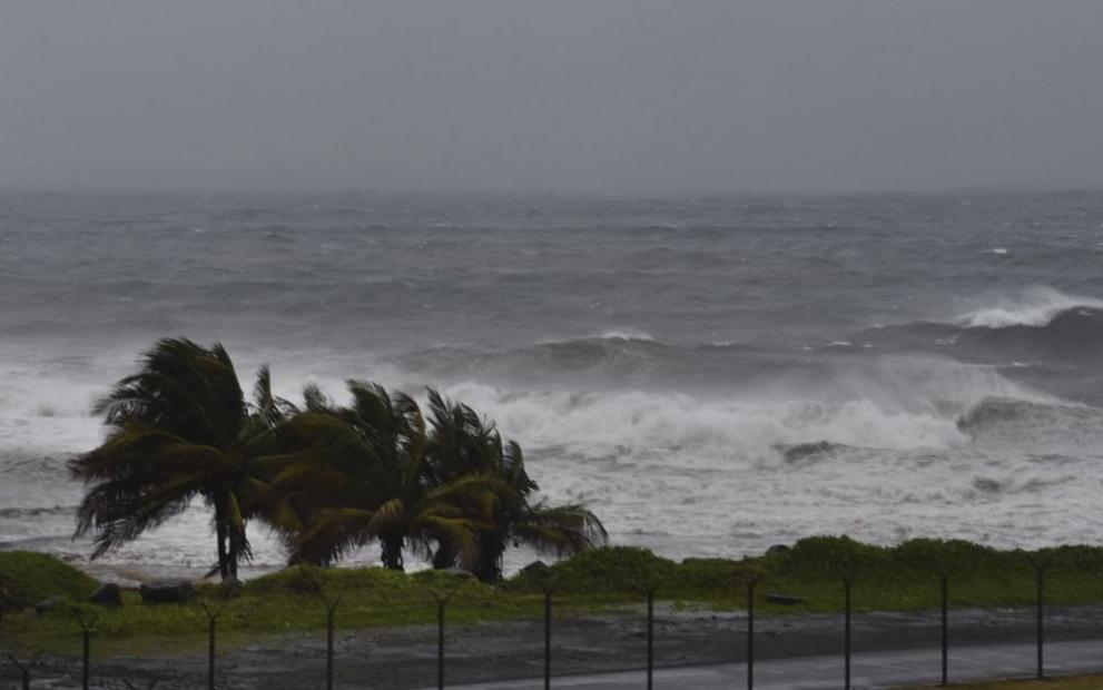 Бурята Елза порази Доминиканската република и Хаити, отне животи ВИДЕО