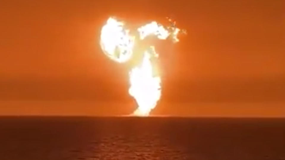 Мистериозен мощен взрив в Каспийско море, никой не знае причината ВИДЕО