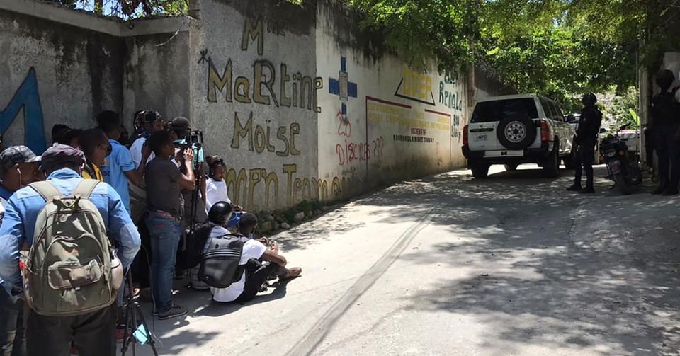 Мистерия обви съдбата на първата дама на Хаити след убийството на мъжа й 
