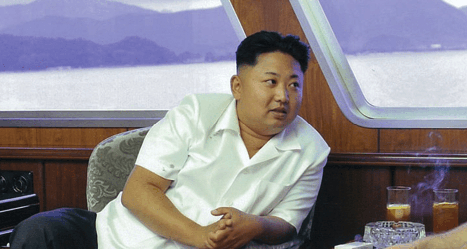 Северна Корея гладува, а Ким Чен Ун палува в невиждан разкош СНИМКА 