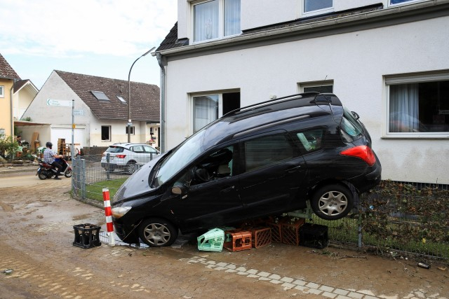 Ужасът в Германия и Белгия продължава! 70 станаха жертвите на наводненията